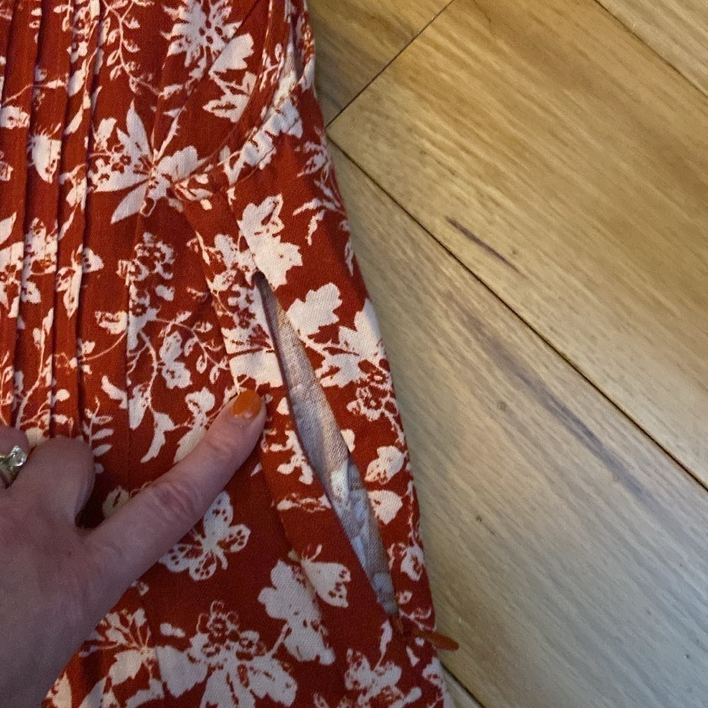Chadwick’s Pintuck Dress, Sleeveless, Notched Neckline, Floral Print, size PS - Picture 4 of 6